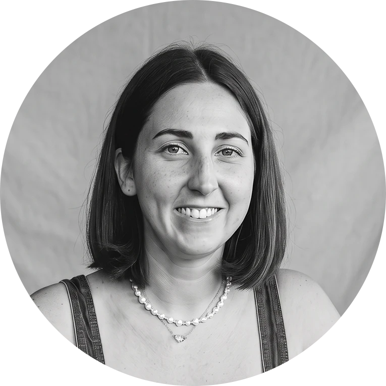 Black-and-white headshot of Jacqui Rossetti, Graphic Designer at Ethical Design Co.